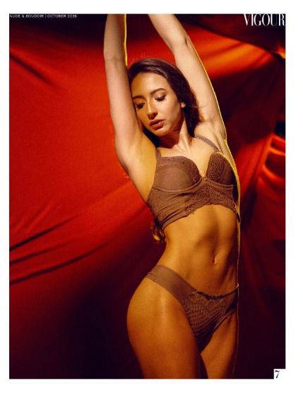 Вигор, журнал. Ню и будуар, октябрь 2026, выпуск 2 (VIGOUR MAGAZINE The Nude & Boudoir | October 2026 | Issue 02), page 7
