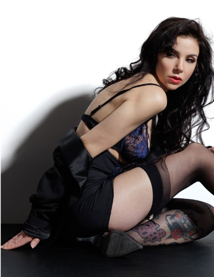 L'ATTIRANCE Studio Fashion 17 September 2025, page 6