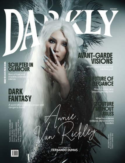 Darkly Issue 411 , page 1