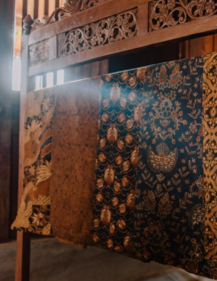 Kelambi Magazine Special Potrait 8th September 2025, page 8